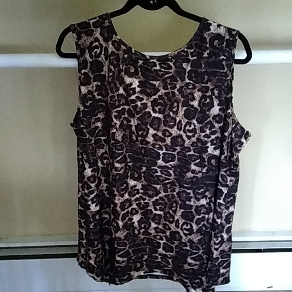 Robert Louis Sleeveless Leopard Print Tie-Neck Top - Brown - Picture 3 of 10